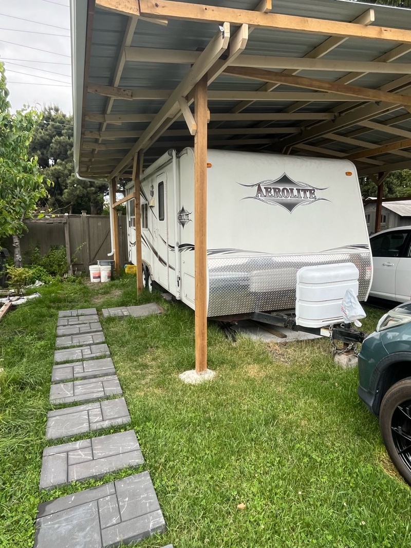 出租独立门户固定房车1000元／月