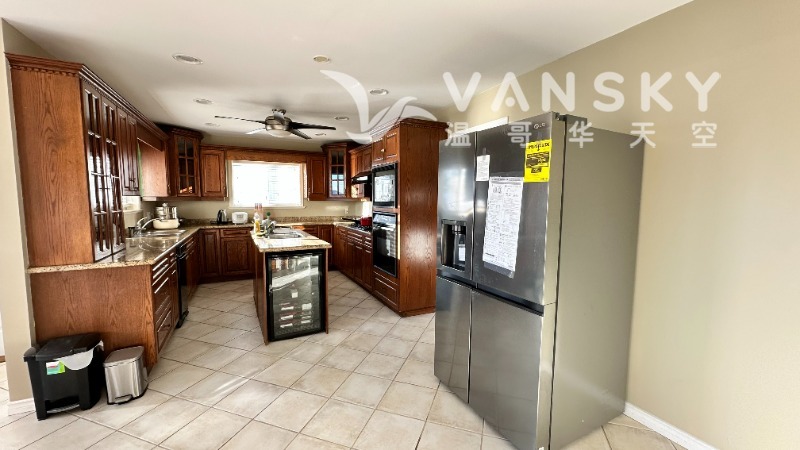 260701112347_kitchen.jpg