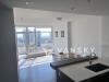 Burnaby Metrotown 1b1b 公寓
