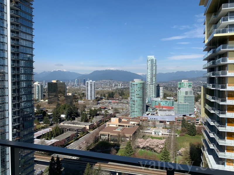 Metrotown Gold house 1室一den带家具