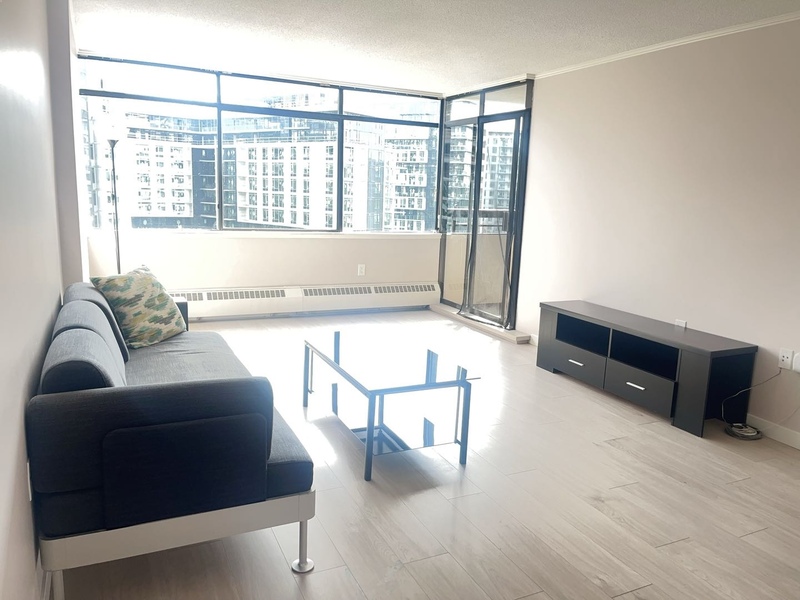 列治文天车一房公寓 短租3个月