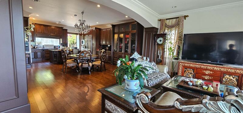 北本拿比近sfu独立屋出租