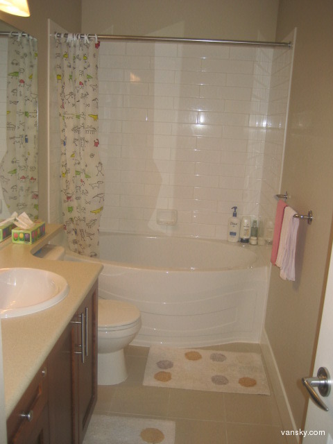 150713111712_bathroom.JPG