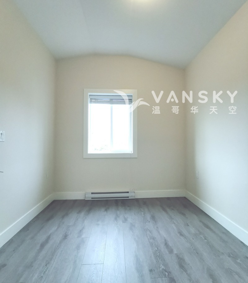 230207165452_Bedroom2.jpg