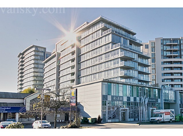 181022105138_building.jpg