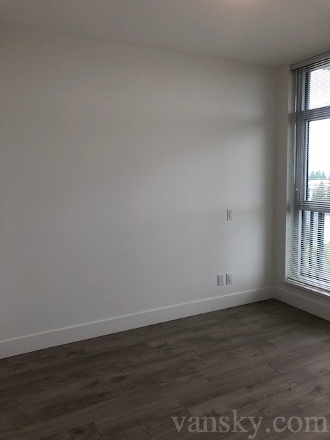 210104183733_bedroom.jpg