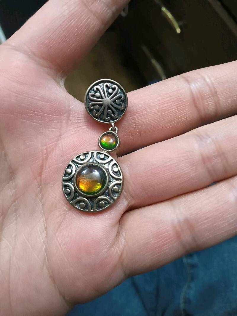 加拿大斑彩石吊坠